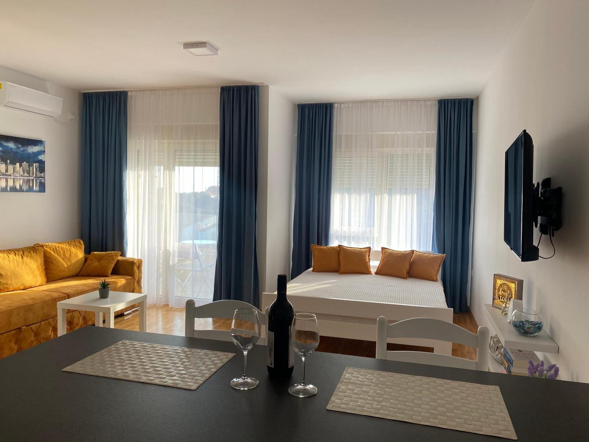 Comfort Studio With Sea View And Swimming Pool Бечичи Экстерьер фото